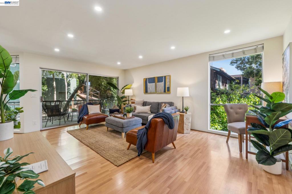 2700 Le Conte Ave 406, Berkeley, CA 94709 — photo 1