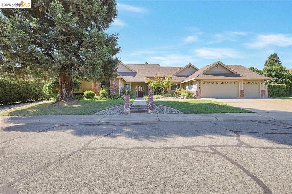 722 Mariner Loop