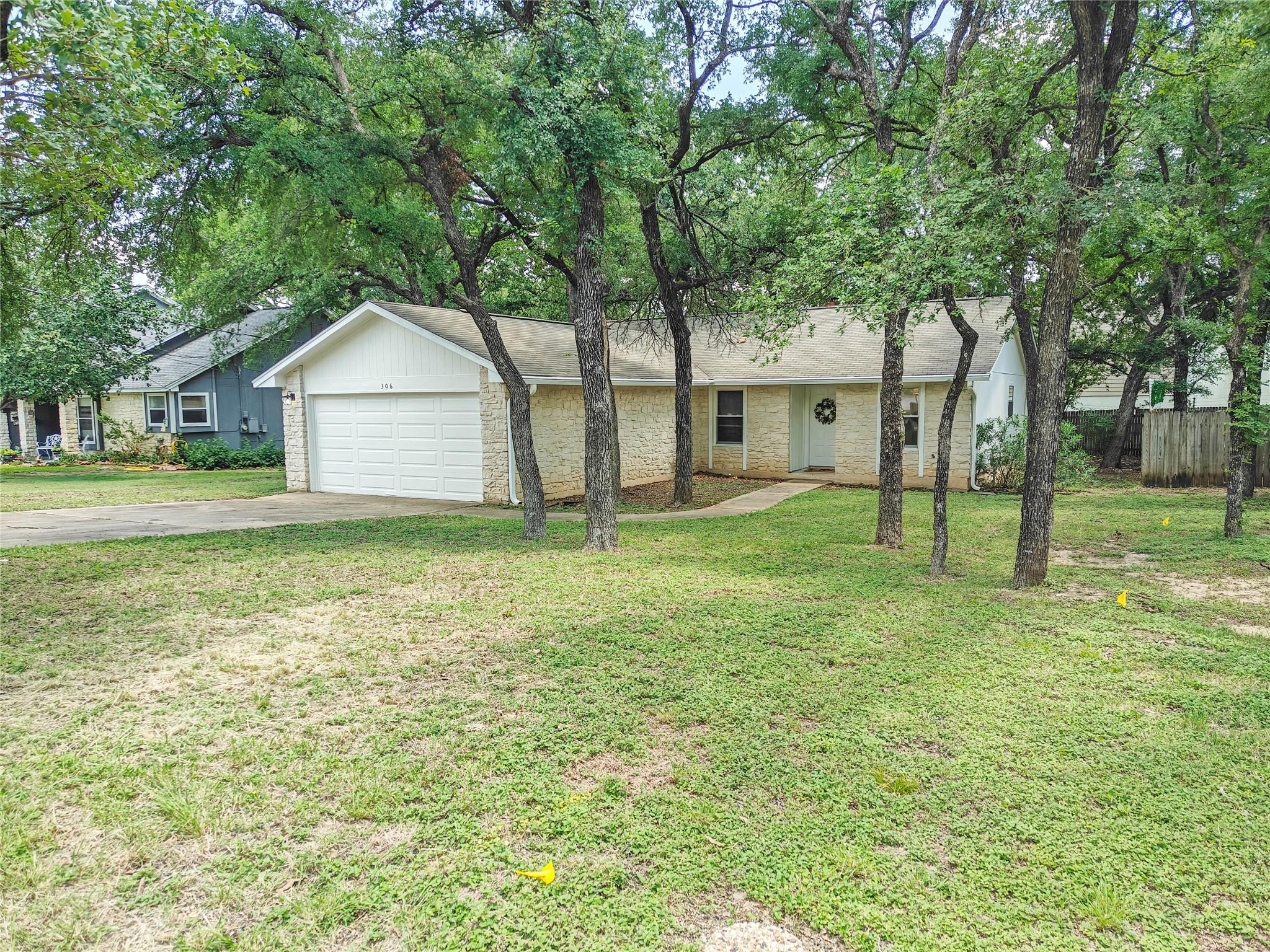 306 Lakeway, Georgetown, TX 78628 — photo 1