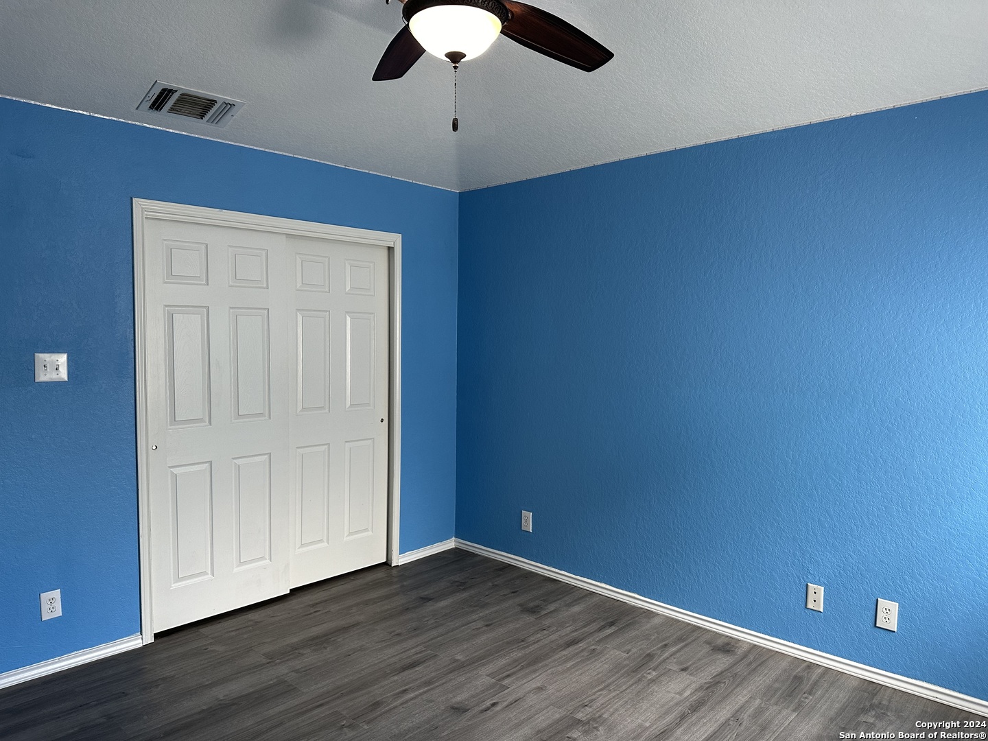 225 WOODSTONE LOOP, , 78108 — photo 1