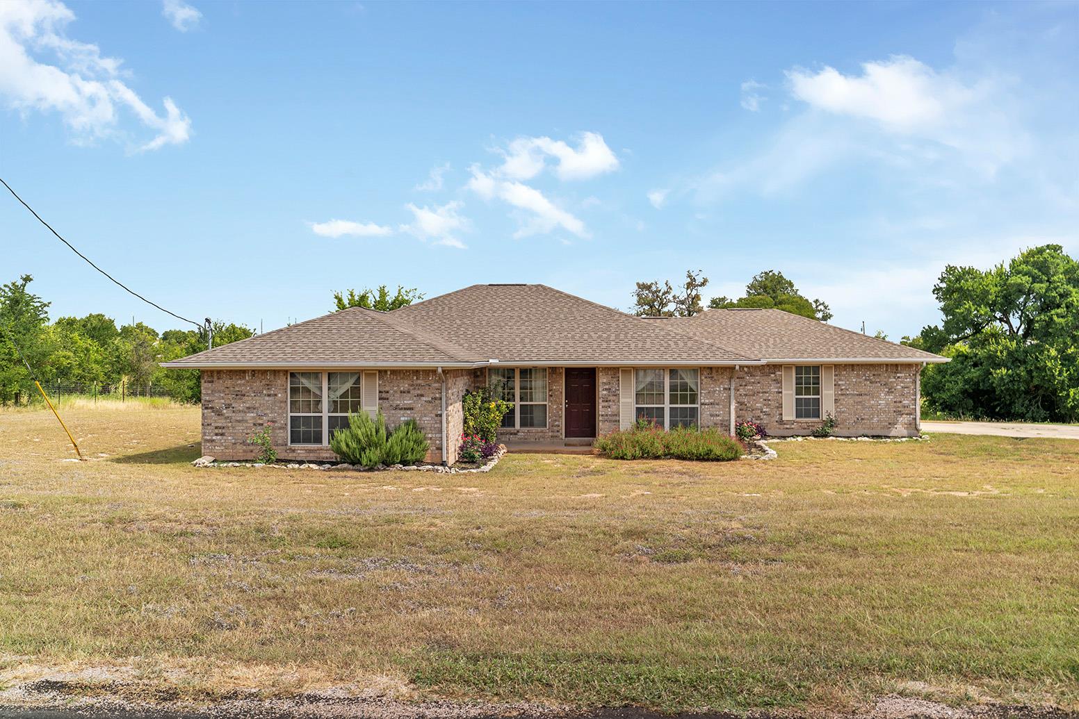 208 Settlers, Bertram, TX 78605 — photo 1