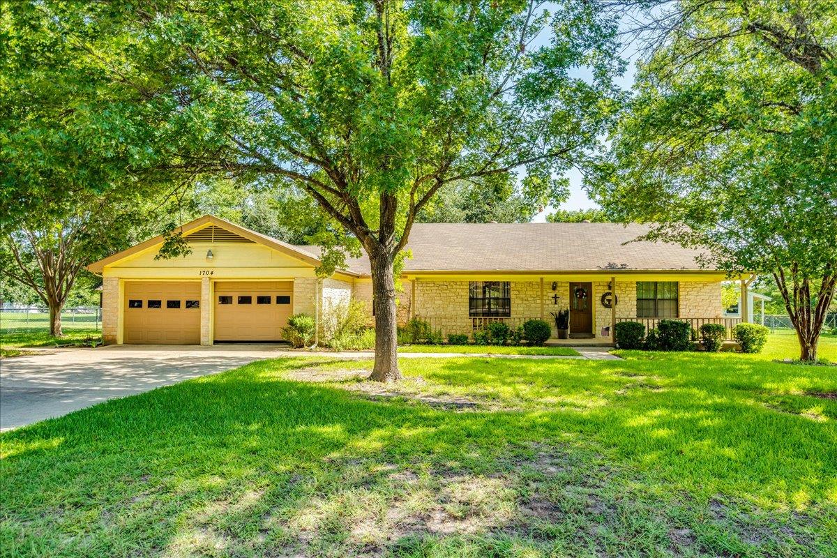 1704 Buttercup, Pflugerville, TX 78660 — photo 1