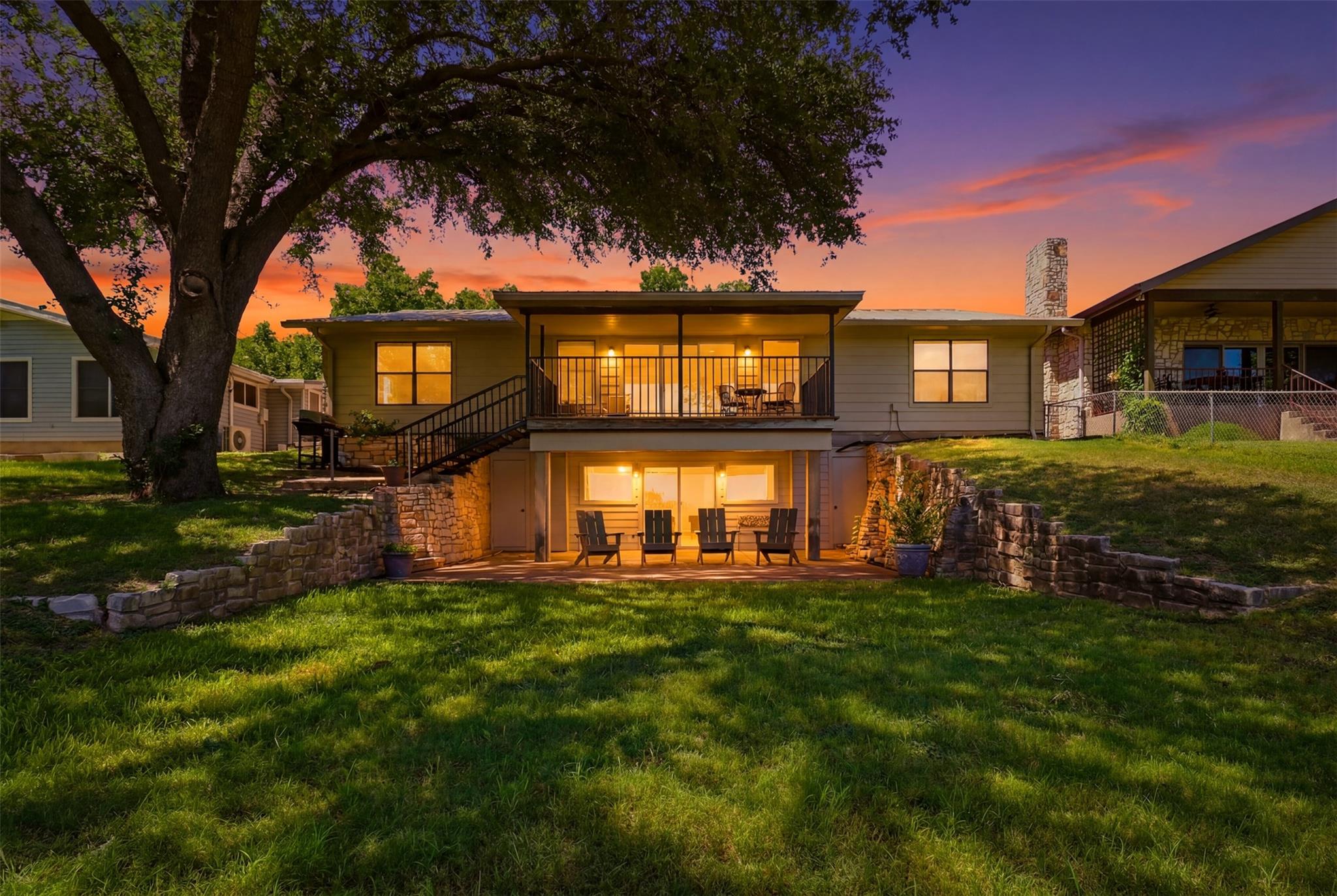 3000 River Oaks, Kingsland, TX 78639 — photo 1