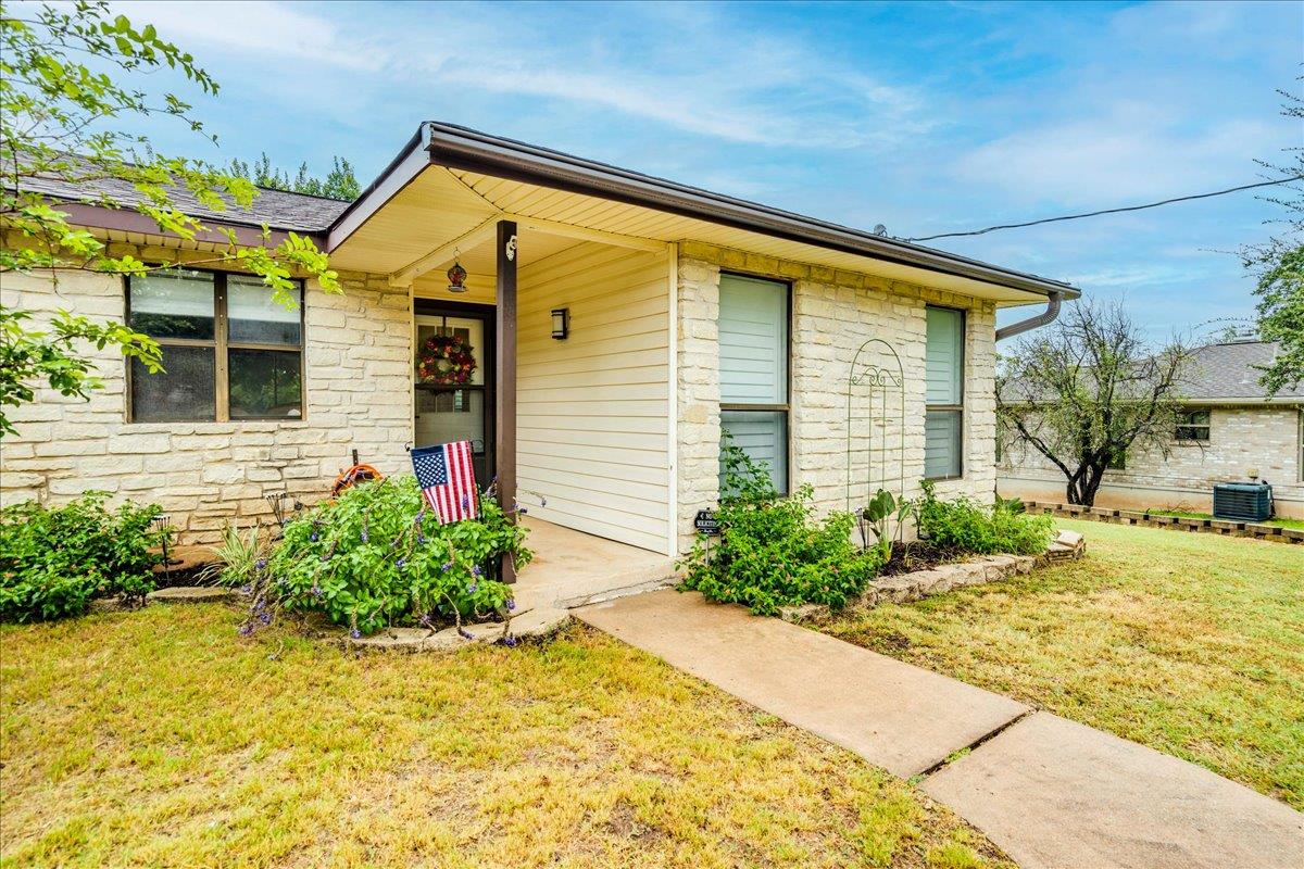 104 Clear Springs, Georgetown, TX 78628 — photo 1