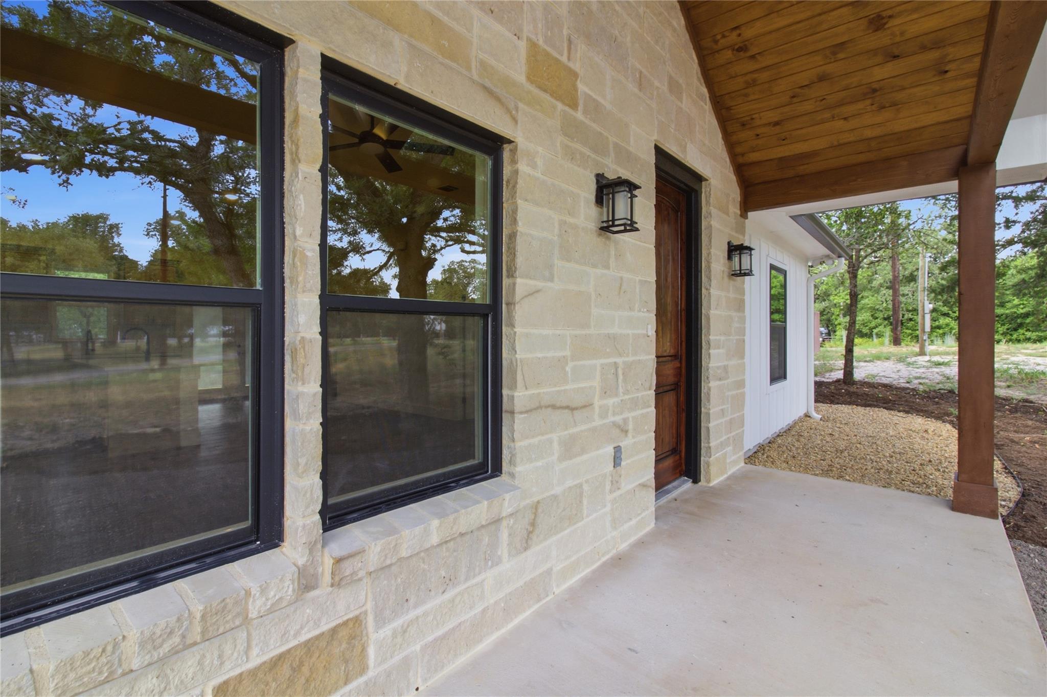 495  Cypress Trail Loop, Rockdale, TX 76567 — photo 1
