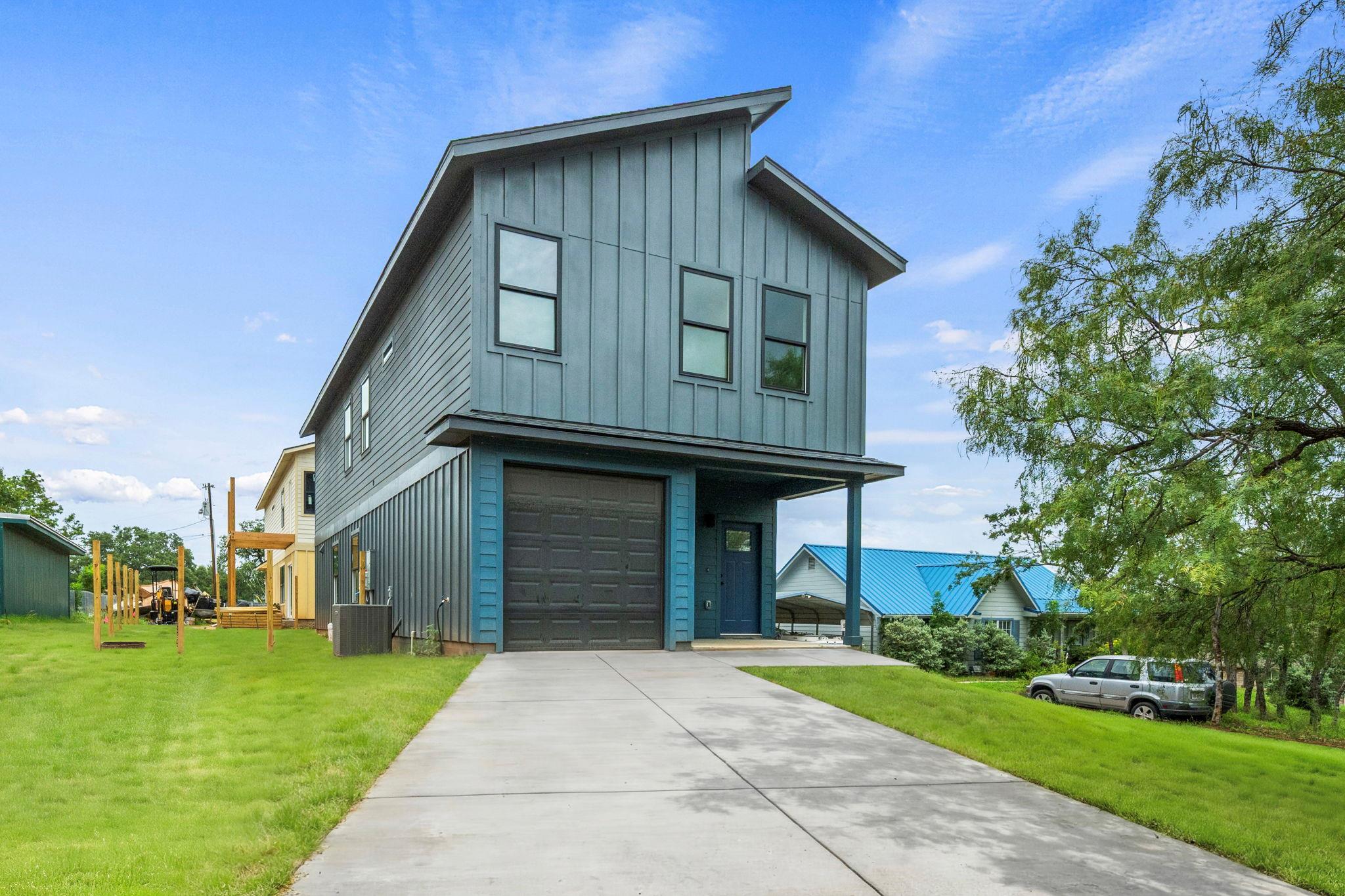 4103 Mountain View, Kingsland, TX 78639 — photo 1