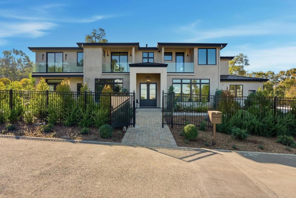 20388 Hill Avenue, Saratoga, CA 95070 — photo 1