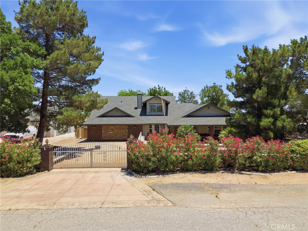 41050 13th Street W, Palmdale, CA 93551 — photo 1