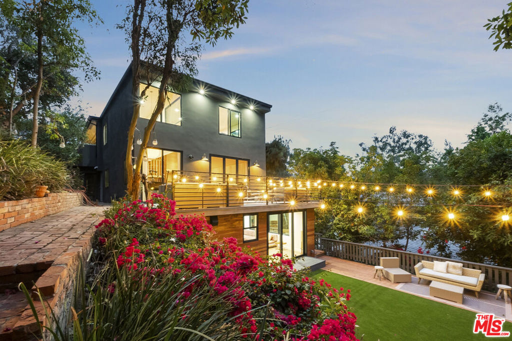 12220 Benmore Terrace, Los Angeles, CA 90049 — photo 1