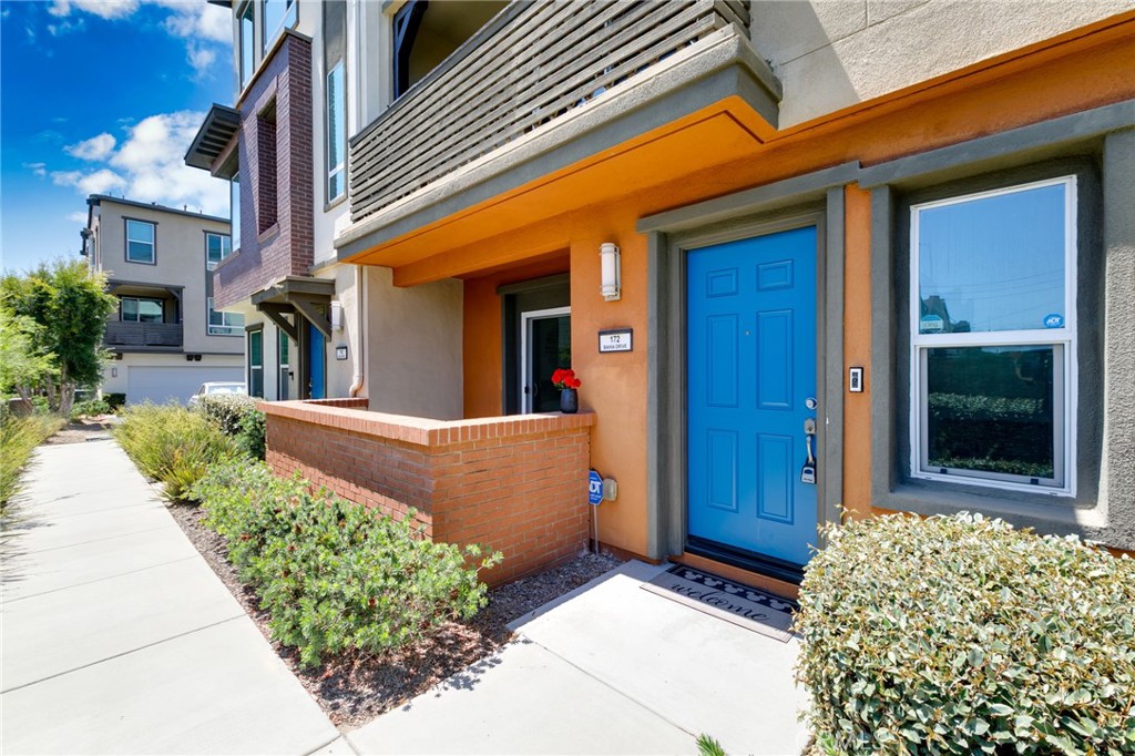 172 Bahia, Covina, CA 91722 — photo 1