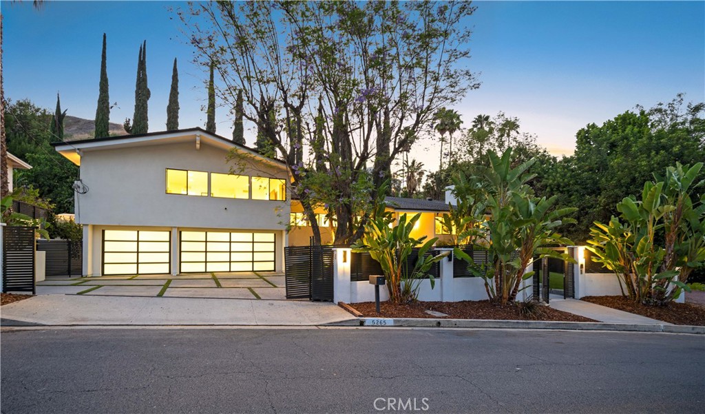 5265 Del Moreno Drive, Woodland Hills, CA 91364 — photo 1