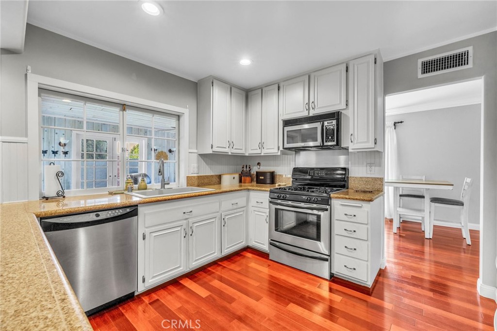 23041 La Granja, Valencia, CA 91354 — photo 1