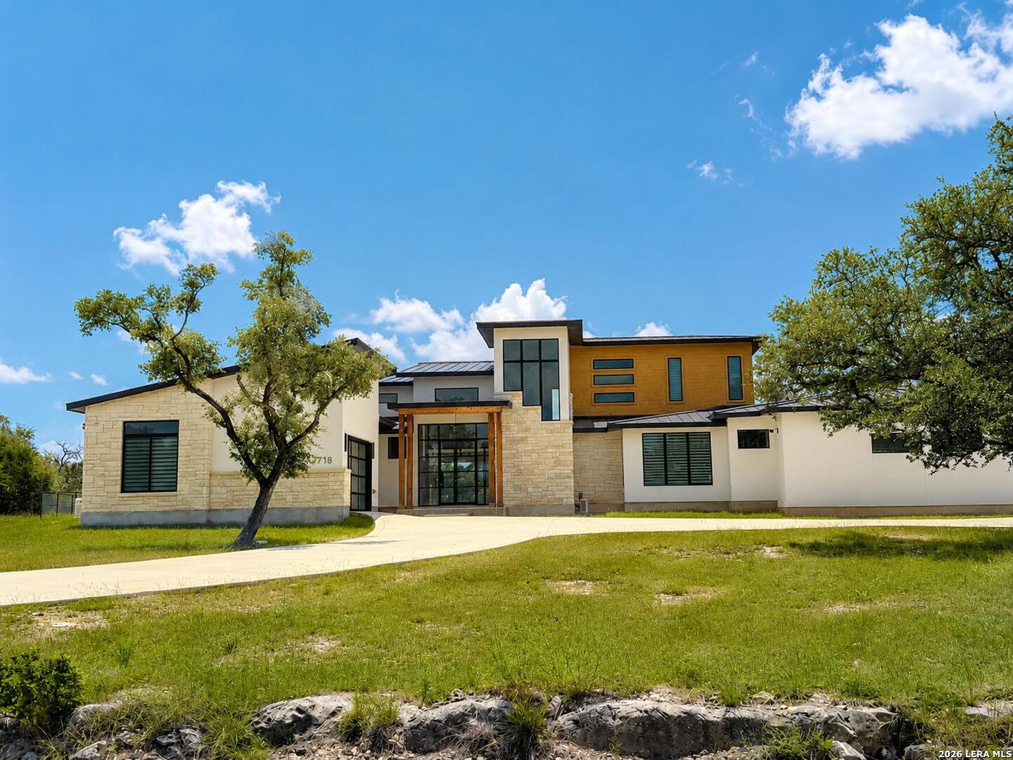 7718 RAMBLE RDG, San Antonio, TX 78266 — photo 1