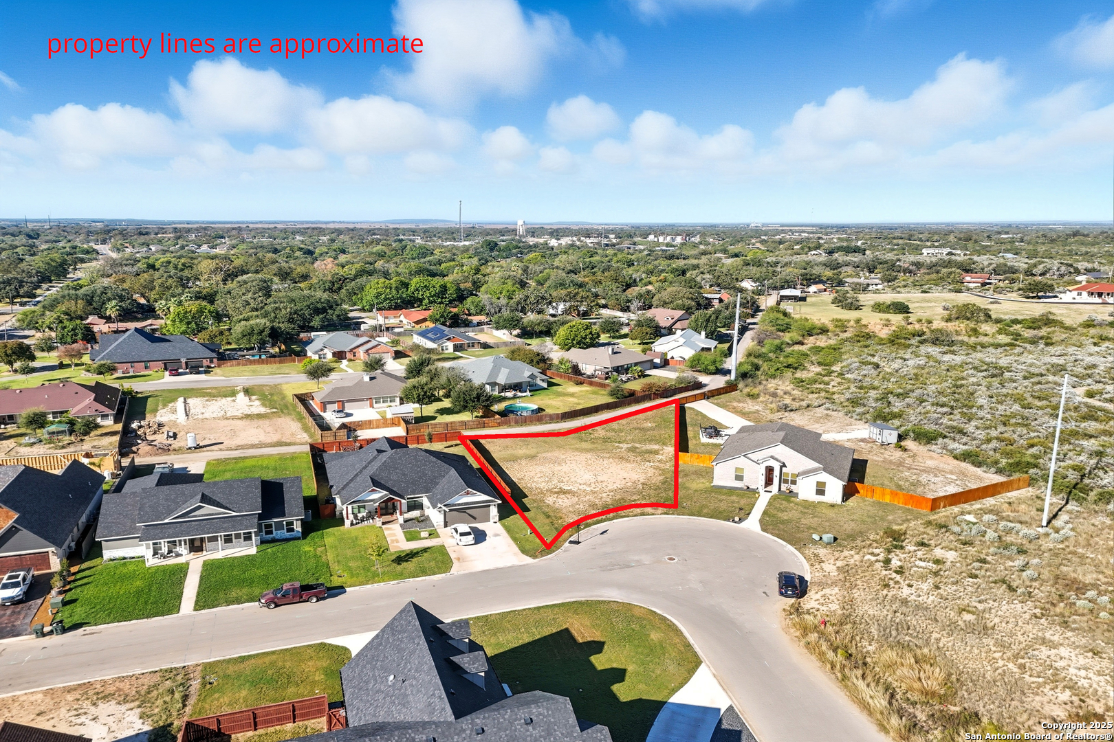 7 Hope, Uvalde, TX 78801 — photo 1