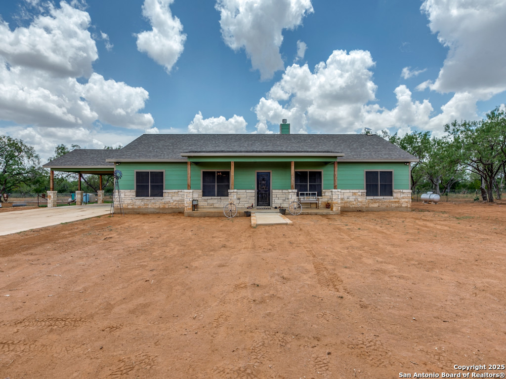 6451 Bluntzer, Jourdanton, TX 78026 — photo 1