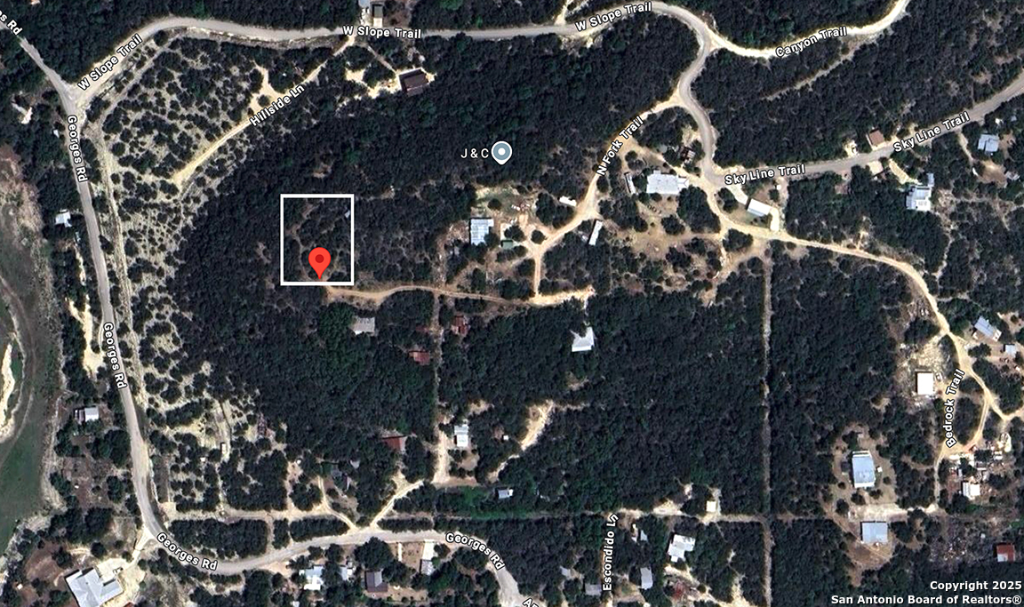 42ND St, Lakehills, TX 78063 — photo 1