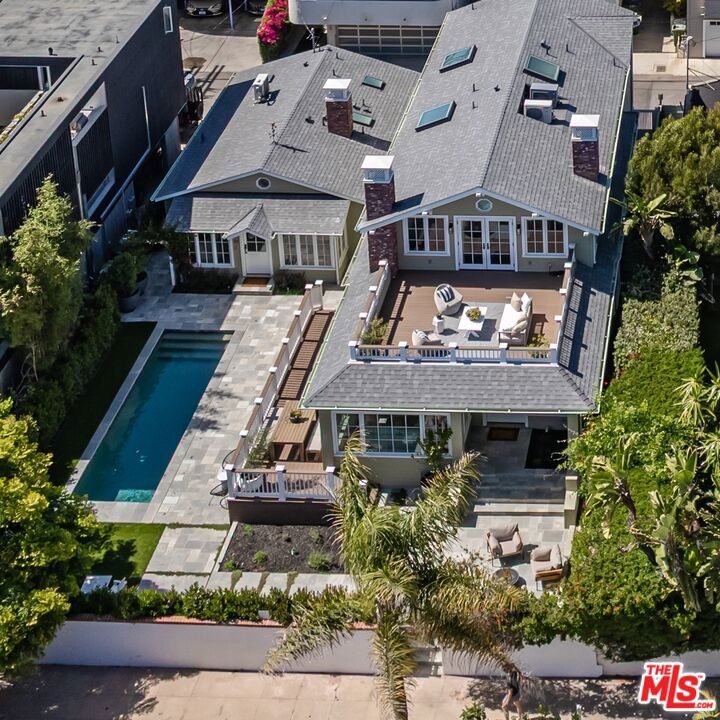 29 27th Avenue, Venice, CA 90291 — photo 1