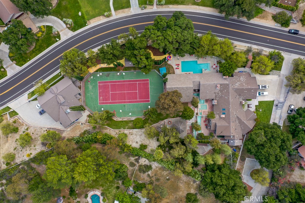 15657 Live Oak Springs Canyon