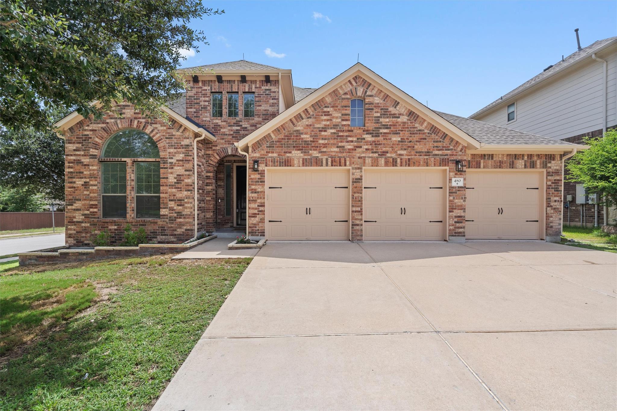 480  Monahans Dr, Georgetown, TX 78628 — photo 1