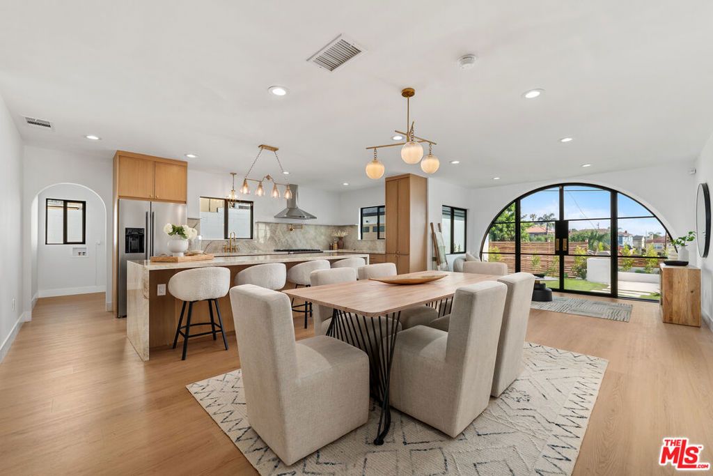 5168 Southridge Avenue, Los Angeles, CA 90043 — photo 1