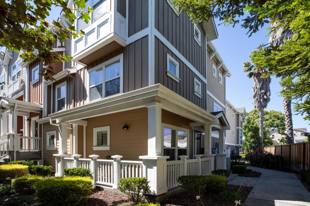 1901 Newbury Drive, Mountain View, CA 94043 — photo 1