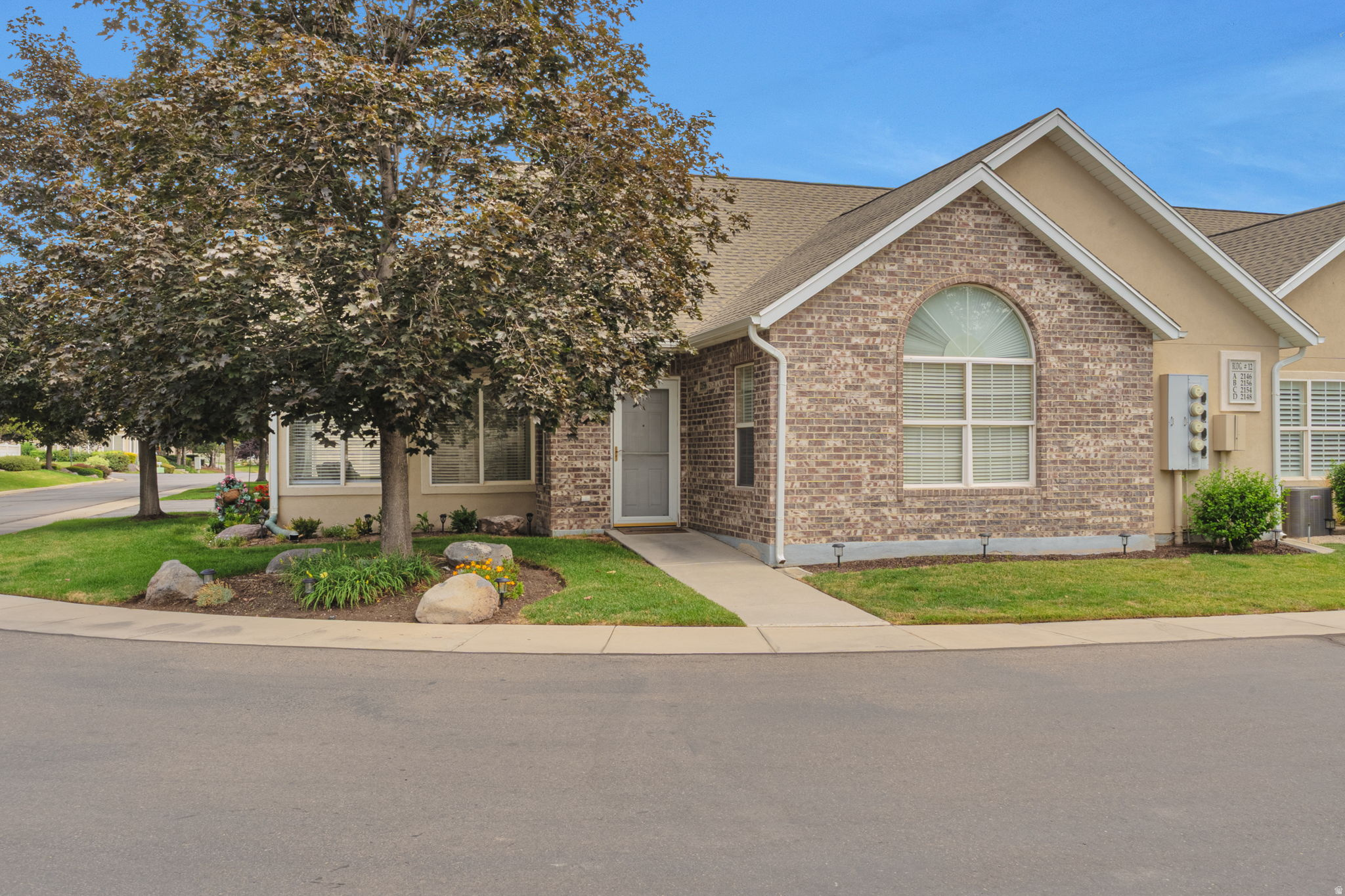 2156 W JORDAN VILLA DR #B, West Jordan, UT 84088 — photo 1