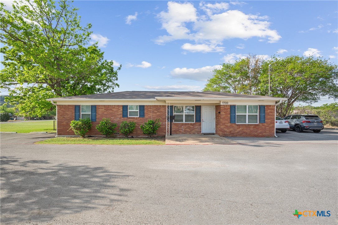 1700 E FM 2410 Road, Harker Heights, TX 76548 — photo 1