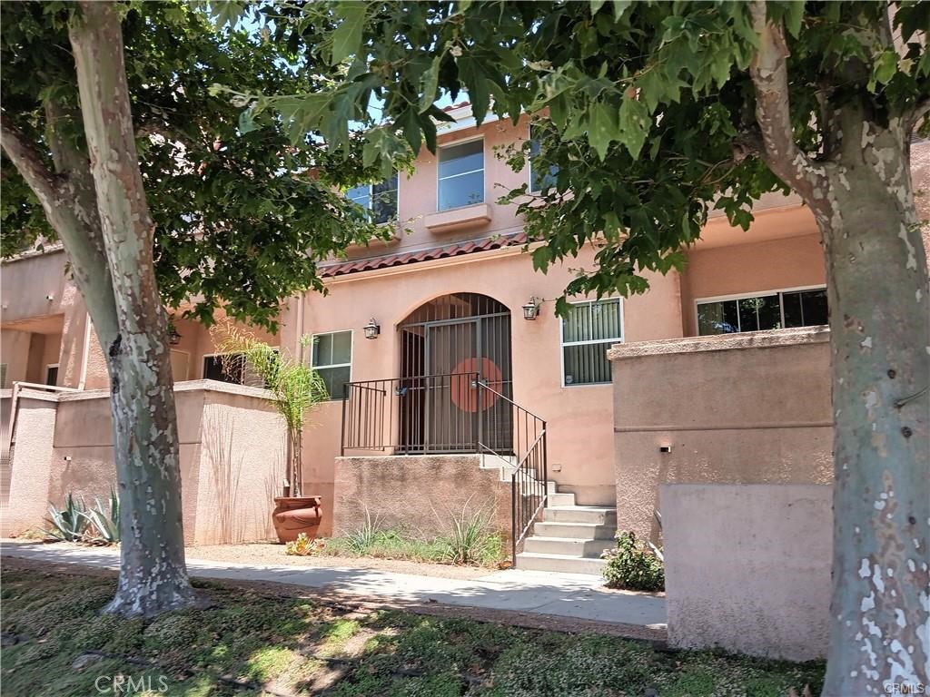 7320 Balboa Boulevard 205, Lake Balboa, CA 91406 — photo 1