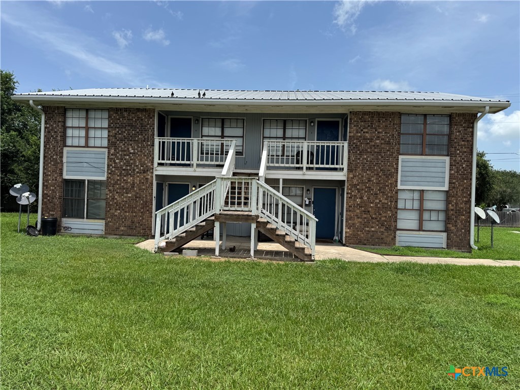 1601 Meadowview Drive, Port Lavaca, TX 77979 — photo 1
