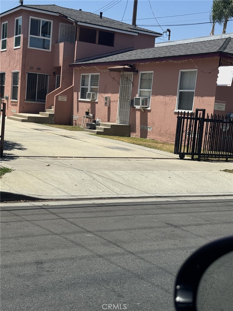 1111 Walnut, Long Beach, CA 90813 — photo 1
