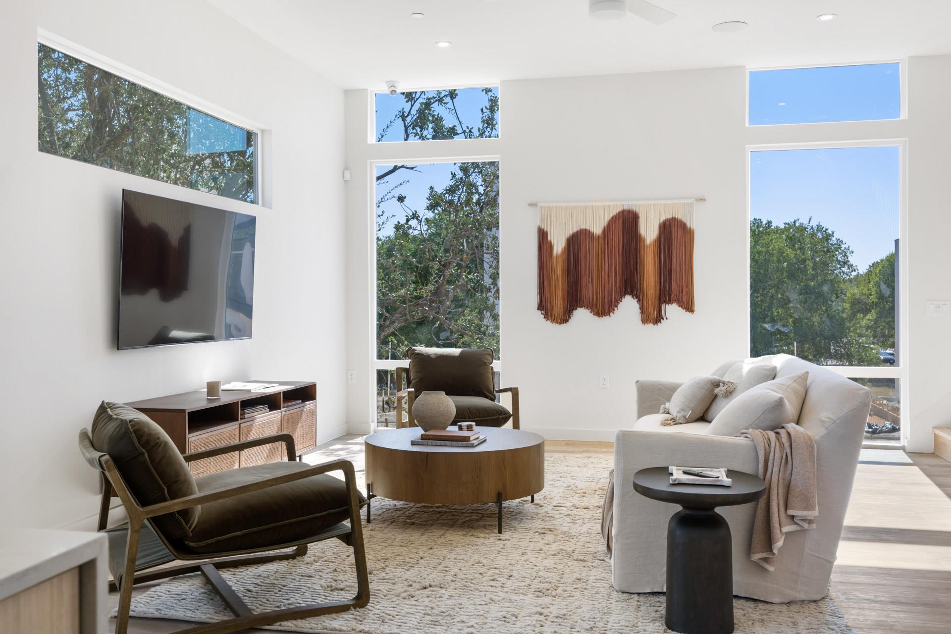 10721 Desert, Austin, TX 78758 — photo 1