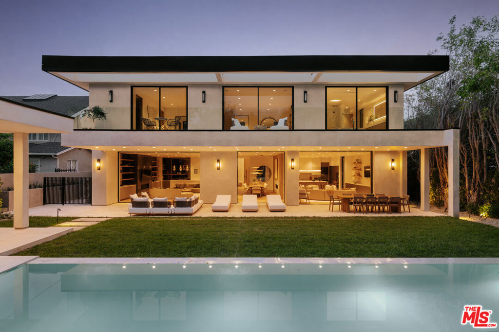 605 N Rexford Drive, Beverly Hills, CA 90210 — photo 1