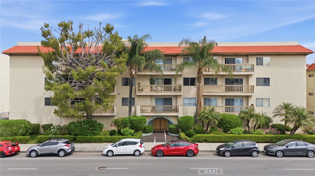 5400 Lindley Avenue 121, Encino, CA 91316 — photo 1