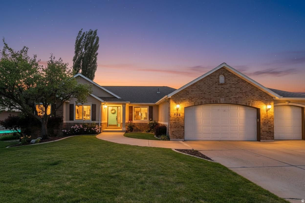 936 S DAVIS CREEK LN, Farmington, UT 84025 — photo 1