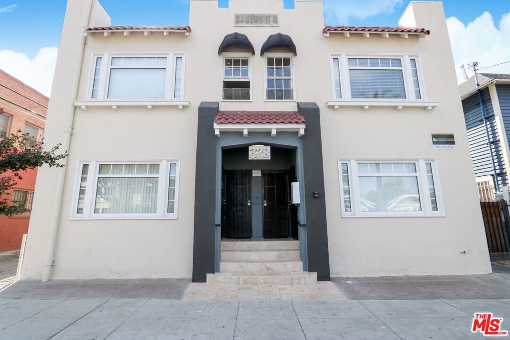328 W 8th Street, Long Beach, CA 90813 — photo 1