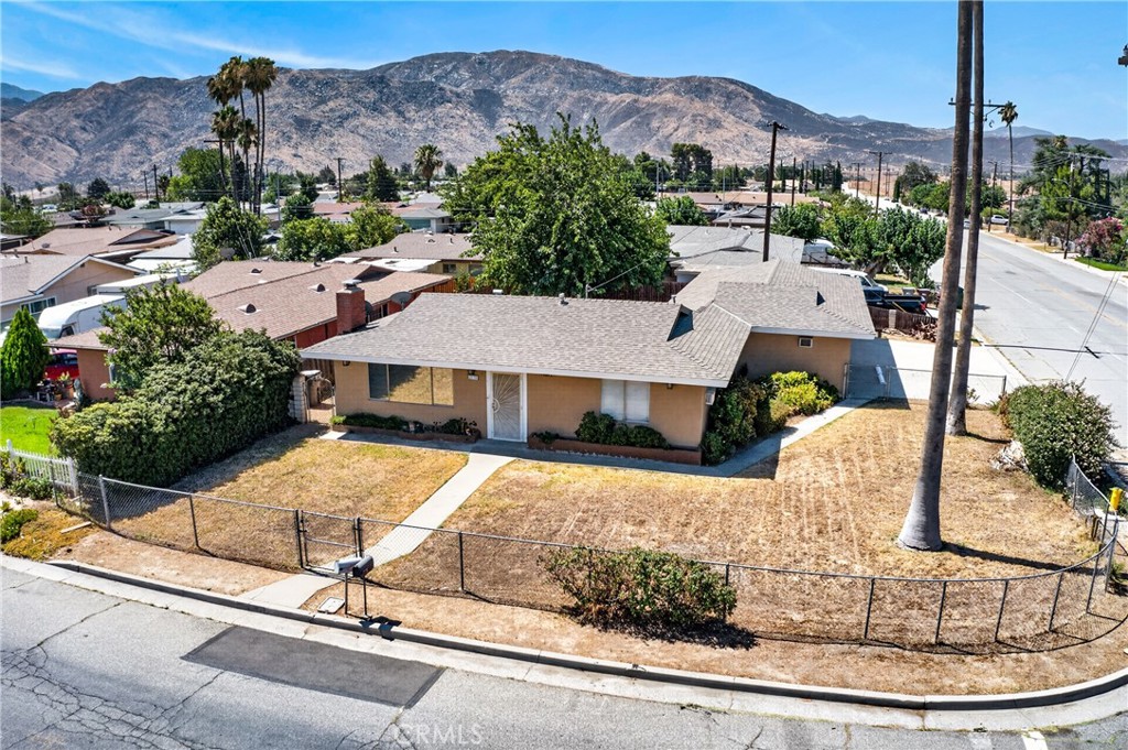 2174 W Lincoln, Banning, CA 92220 — photo 1
