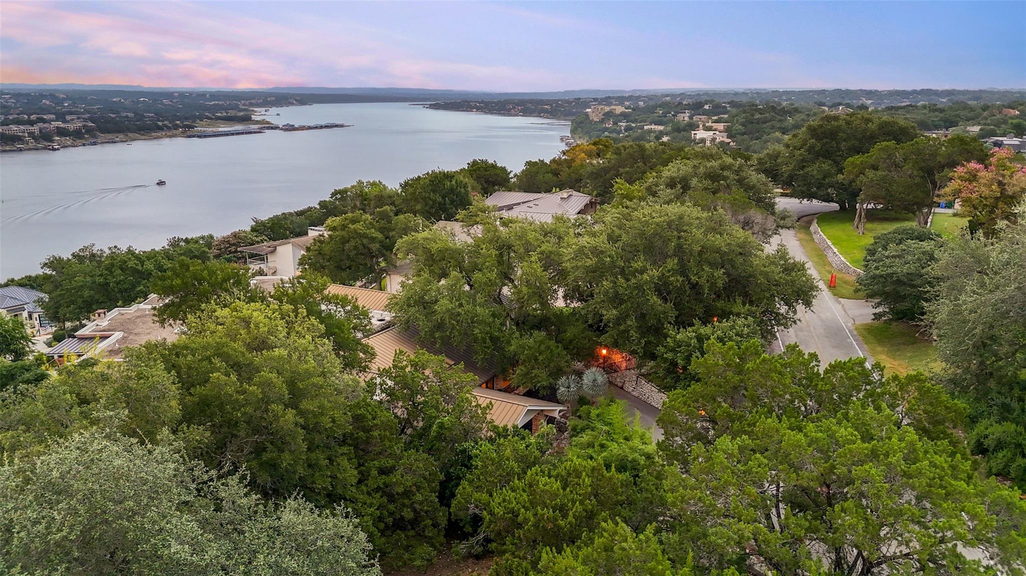 705 Mariner, Lakeway, TX 78734 — photo 1