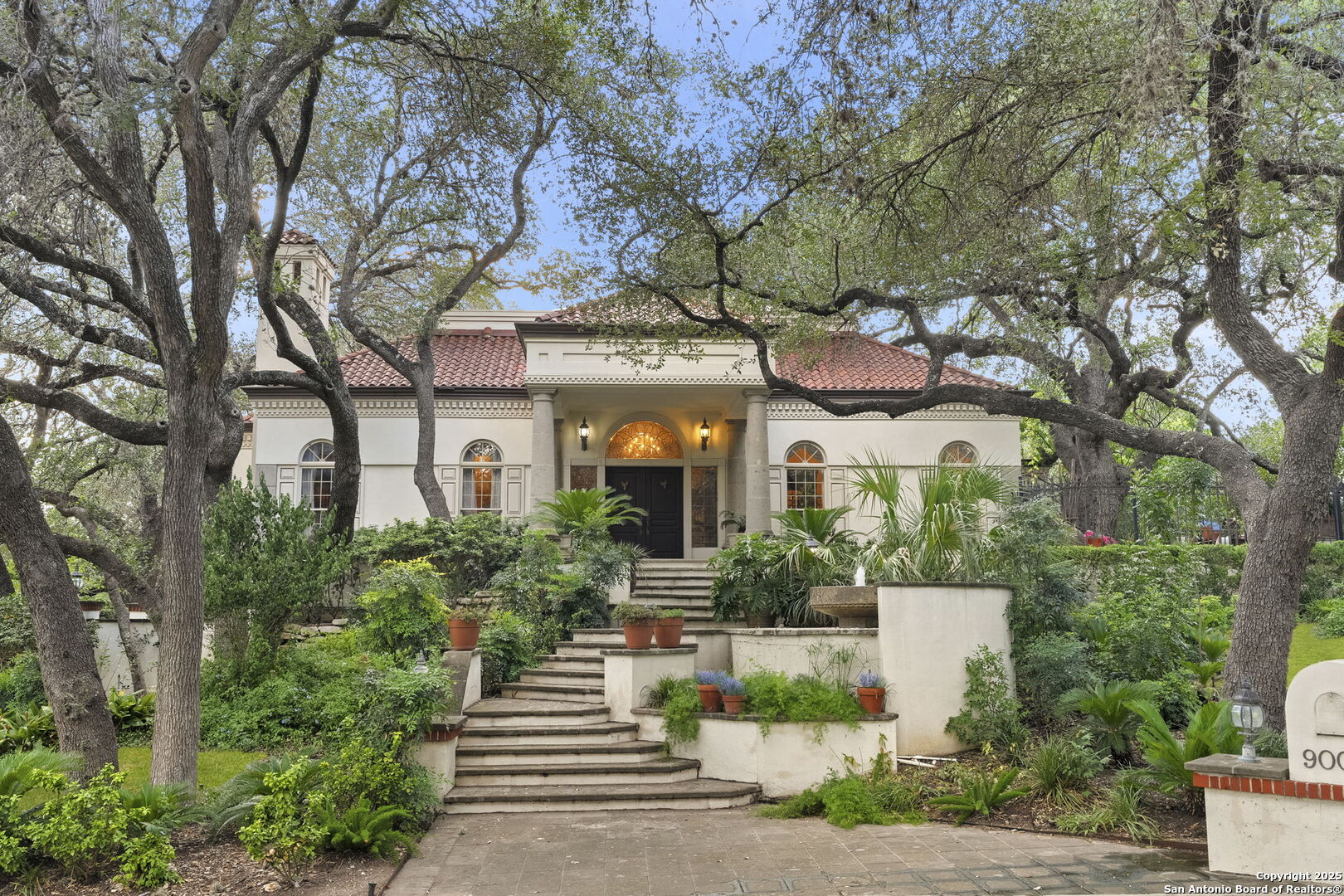9003 Village Dr, San Antonio, TX 78217 — photo 1