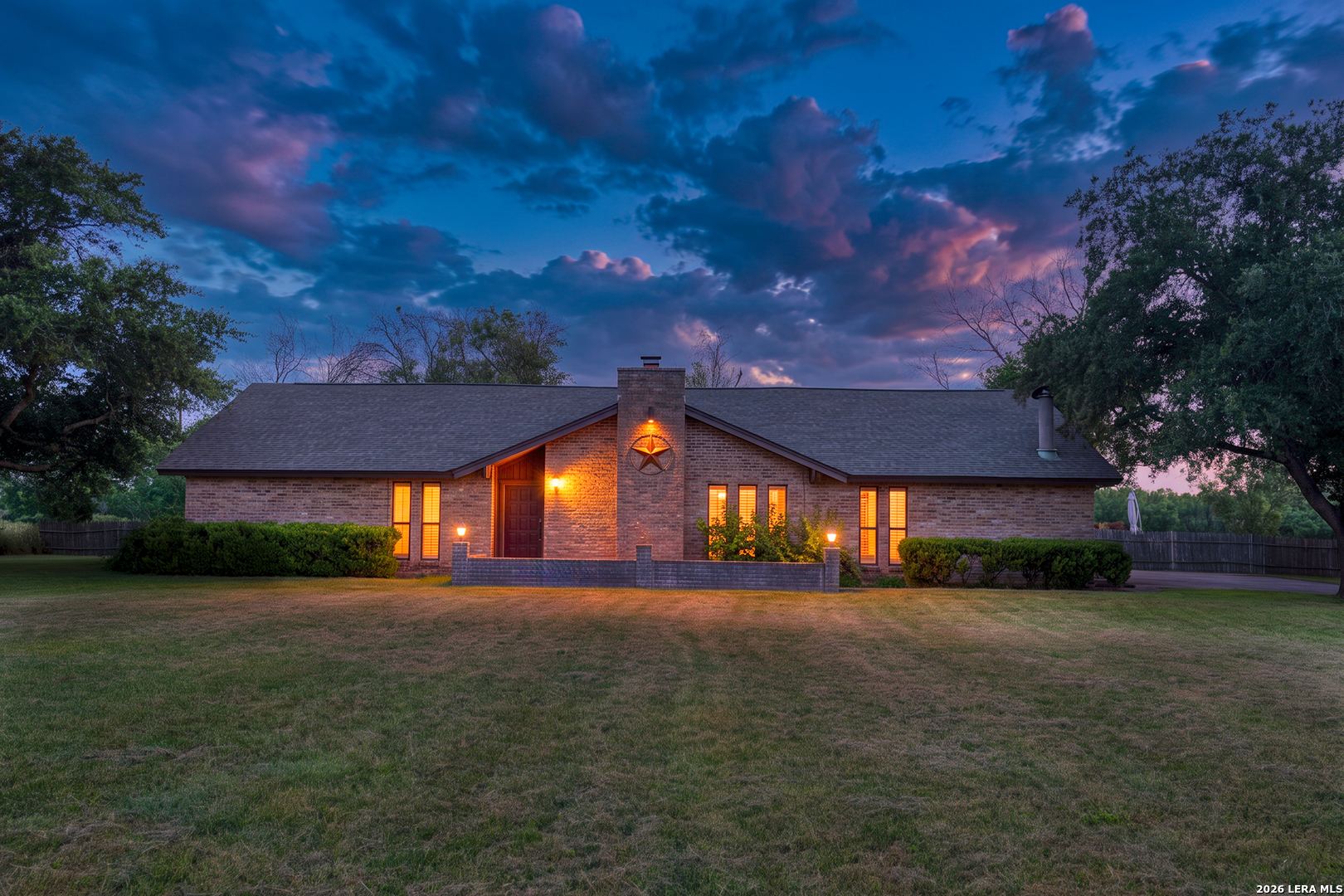 1016 COUNTY ROAD 373, Uvalde, TX 78801 — photo 1