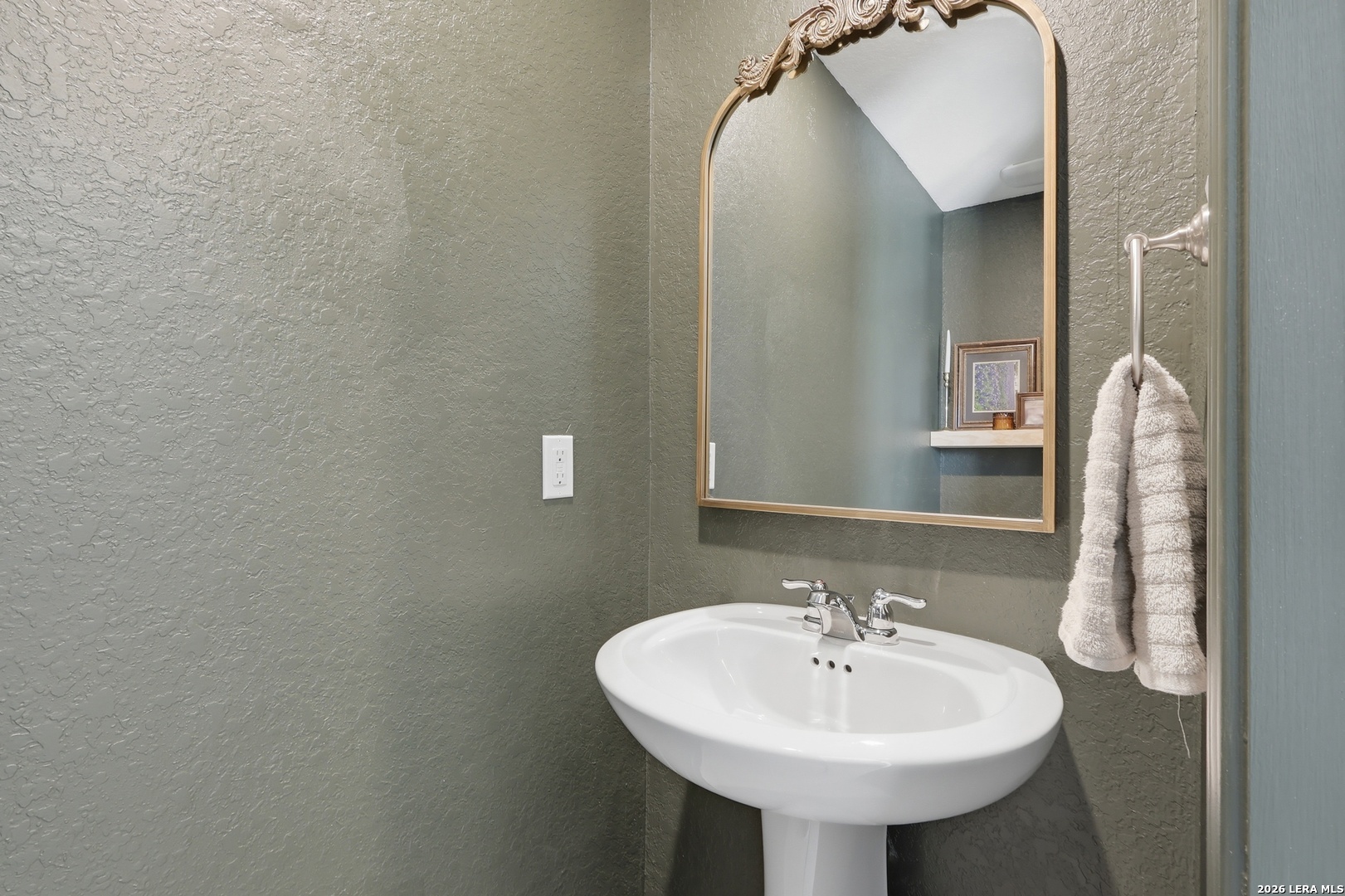 5926 Companion Loop, ,  78163 — photo 1