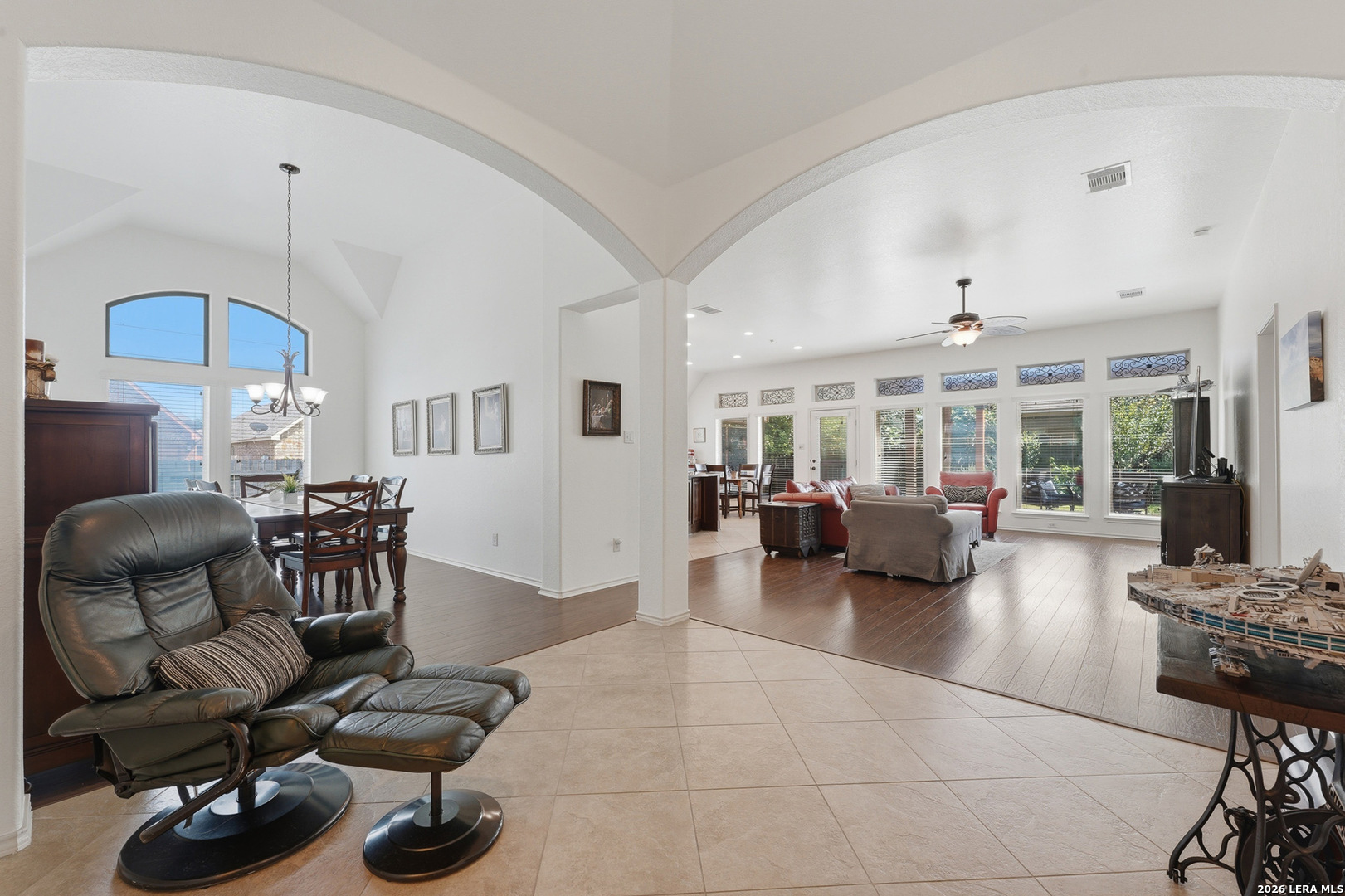 2970 PRAIRIE BLF, , 78155 — photo 1
