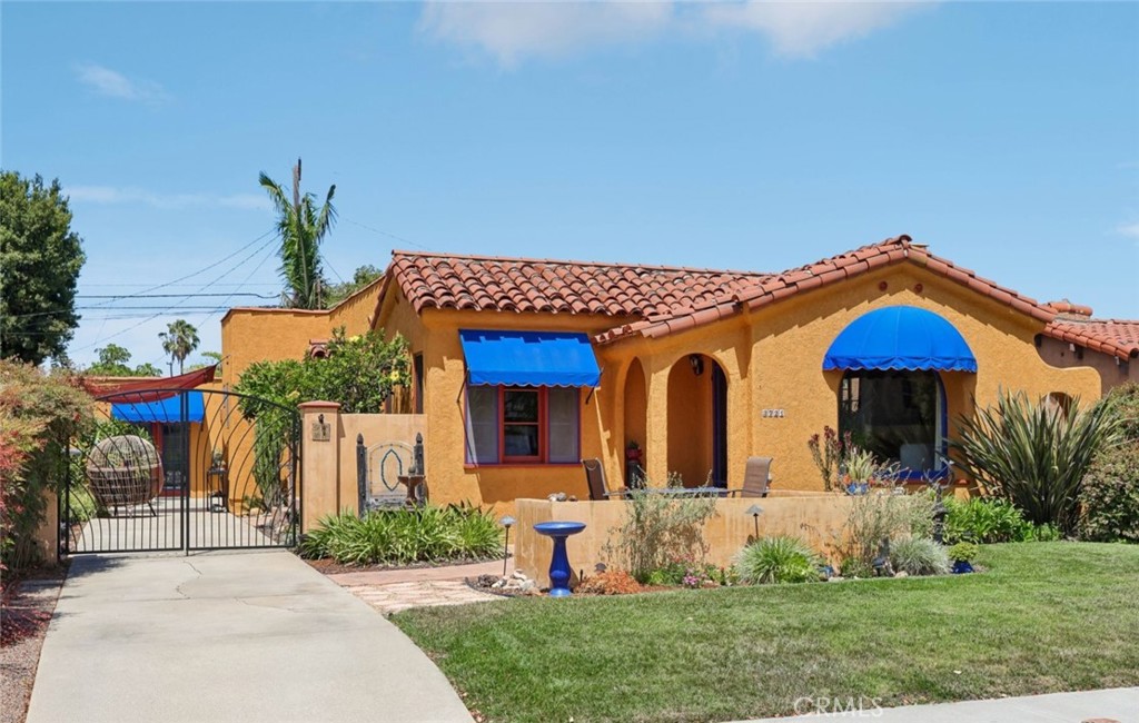 3721 Falcon Avenue, Long Beach, CA 90807 — photo 1