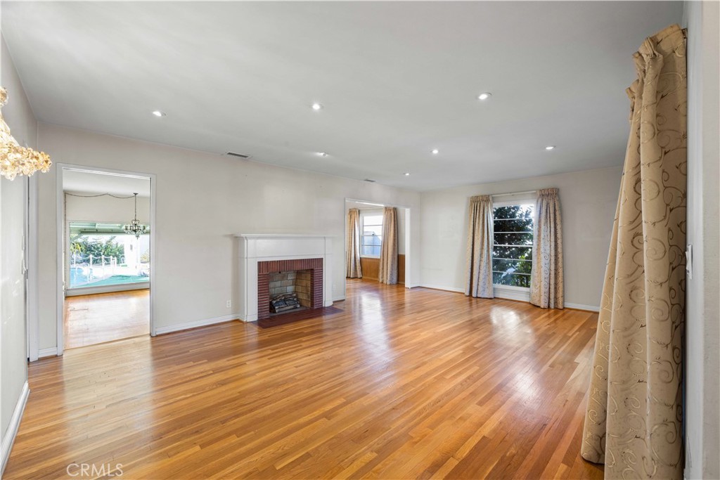 1207 Graynold, Glendale, CA 91202 — photo 1