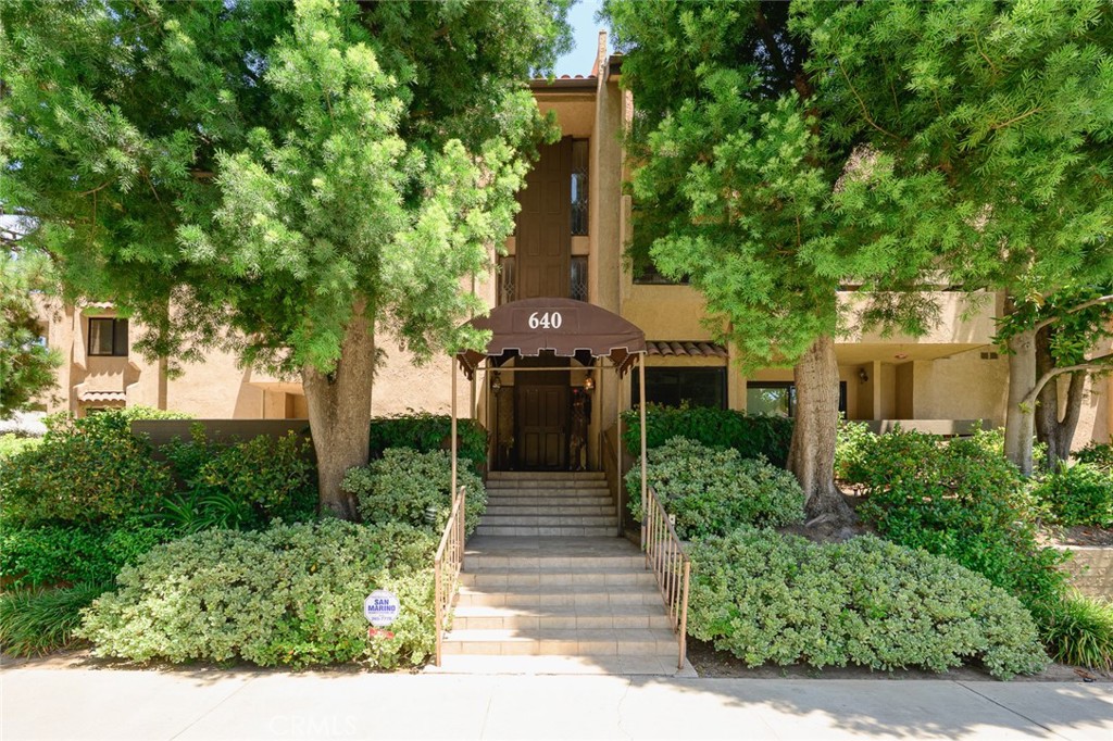 640 S Lake 203, Pasadena, CA 91106 — photo 1