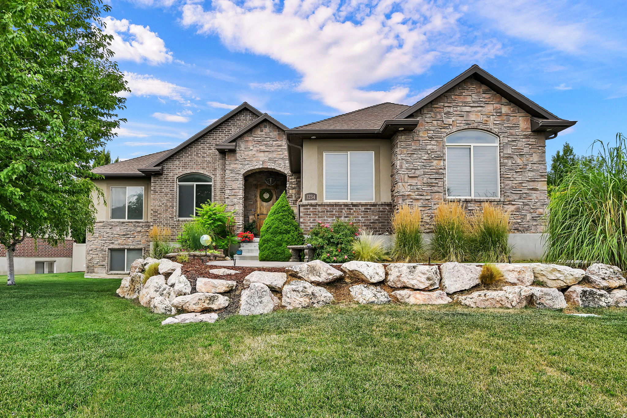1234 S SHOTLEY BRIDGE DR, Syracuse, UT 84075 — photo 1
