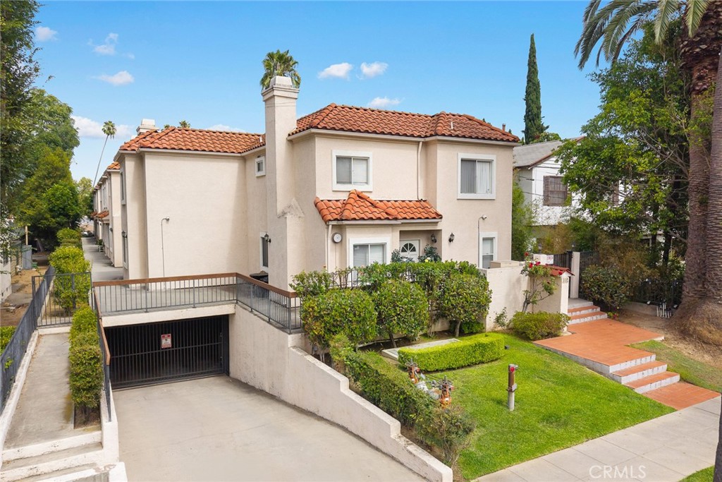 102 Harkness Avenue 8, Pasadena, CA 91106 — photo 1
