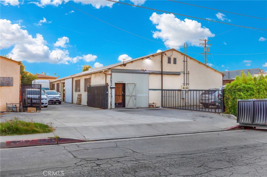 2460 Chico