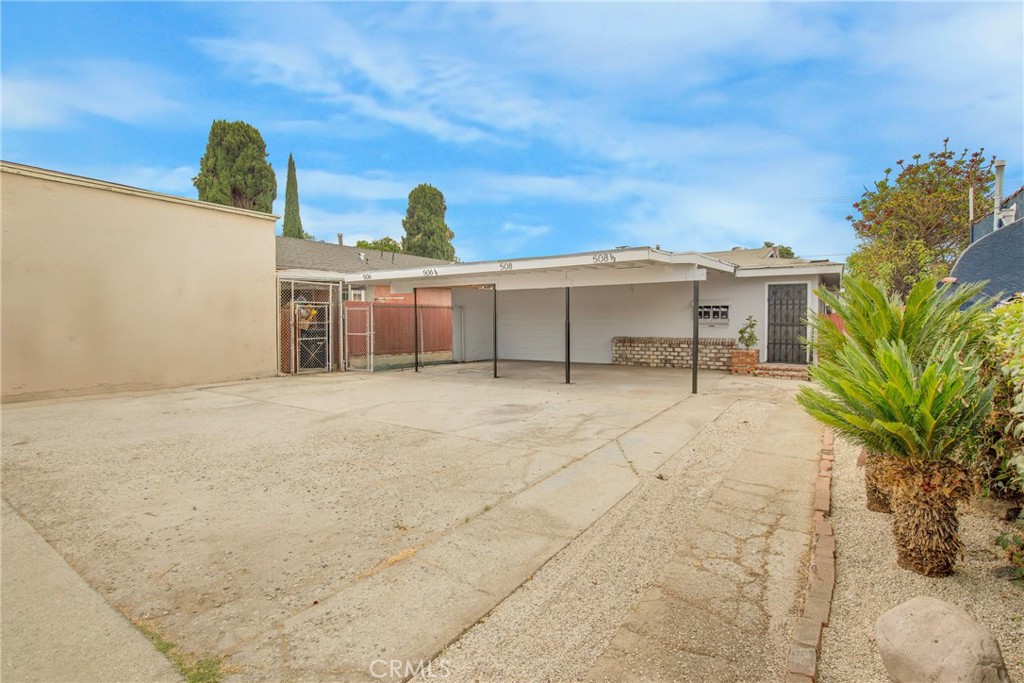 506 S Kern Avenue, Los Angeles, CA 90022 — photo 1