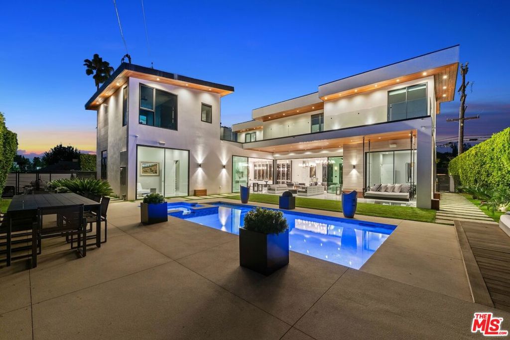 4049 Coldwater Canyon Avenue, Studio City, CA 91604 — photo 1
