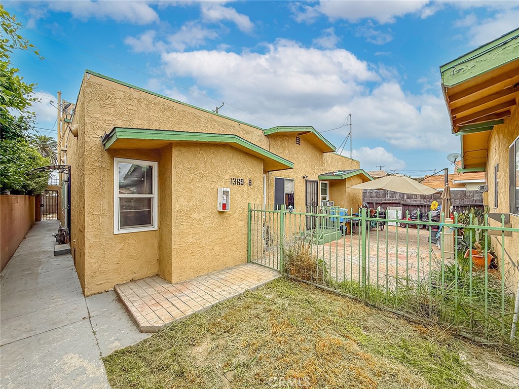 1403 Lemon Avenue, Long Beach, CA 90813 — photo 1